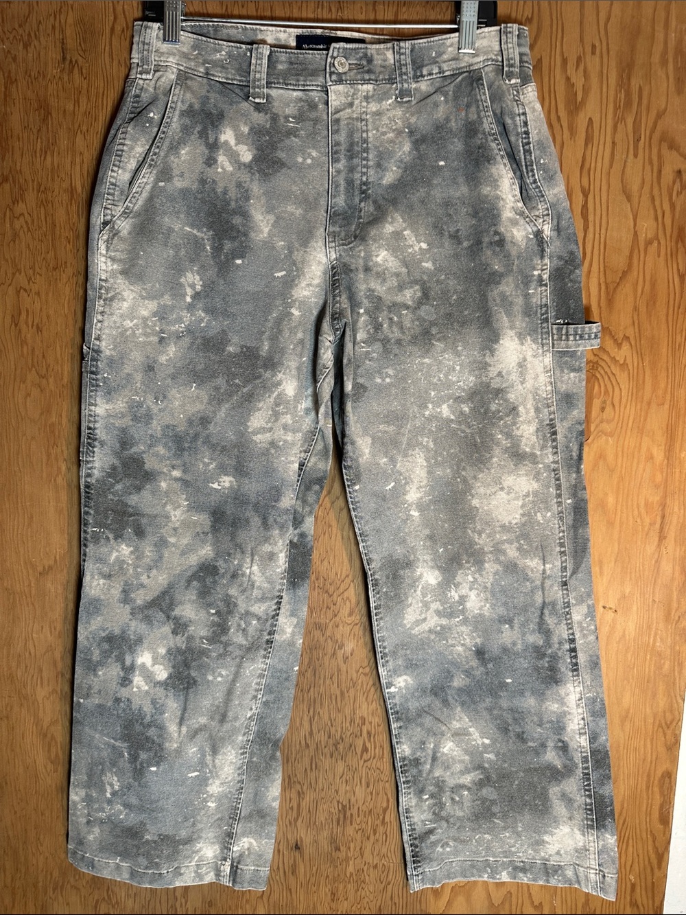 Abercrombie & Fitch Gray Tie-Dye Cargo Pants